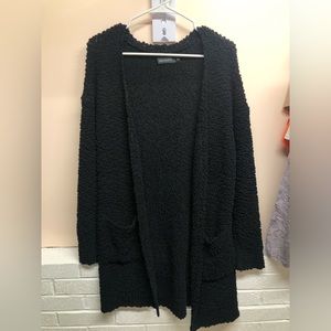 Super soft & cozy knitted black cardigan with pockets